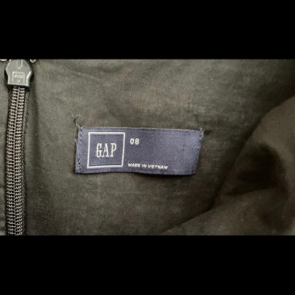 Gap fit & flare dress, size 8, black, like new - Picture 3 of 3